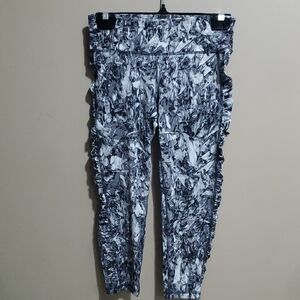 Calvin Klein Black and Gray Abstract Performance  Quick Dry Leggings Size S